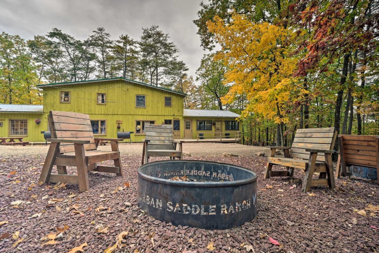 John Wayne Apartment - Deck, Bbq, Horses On-Site 亨丁顿 外观 照片